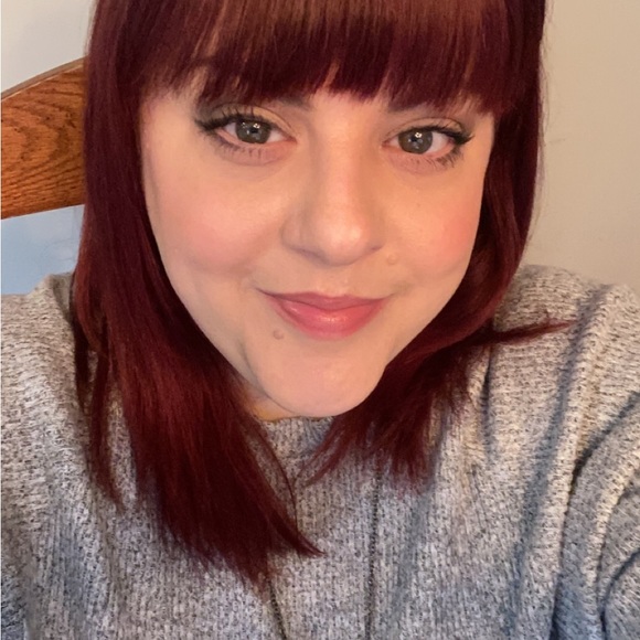 Meet your Posher, Leslie - Picture 1 of 1